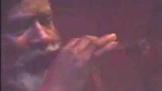 BURNING SPEAR MARCUS GARVEY (LIVE)