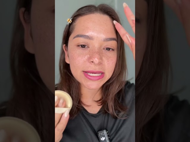 Vídeo relacionado con Base de Maquillaje en Barra Hidratante y Ligera 2 en 1, Foundation Stick with Built-In Brush, Acabado Mate, Cubrir Manchas, Larga duración, Resistente al Agua, Para Todo Tipo de Piel(Beige cálido 03#)