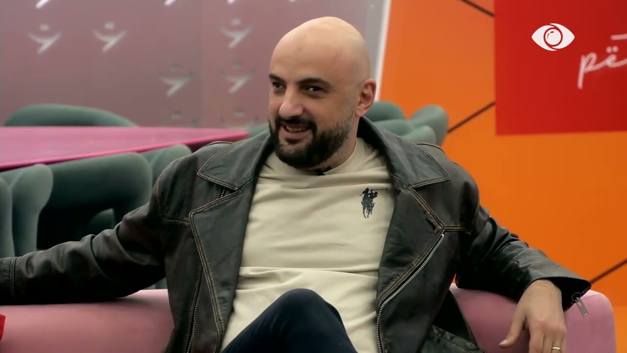 Mateo qeras Albanin, bëjnë gëzuar së bashku me Mirin