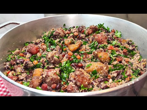 Feijão Tropeiro de Restaurante feito em casa ,quem prova sempre me pede a receita!