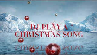 Kadr z teledysku DJ Play A Christmas Song tekst piosenki Cher