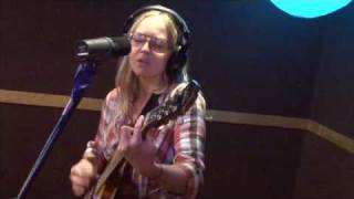 Lissie - Wedding Bells - Luxury Wafers Sessions