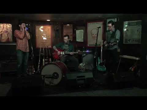 Chris Rattie and the New Rebels @ Zein’s