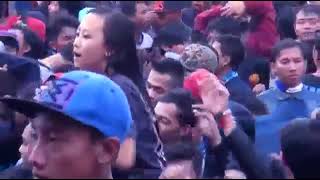 Download lagu Fly Away (Freedom Song) - Flashback // Live Buayan Kebumen mp3