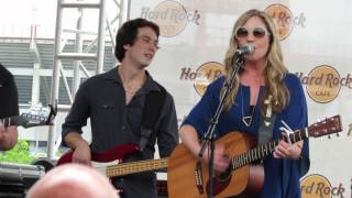 Sunny Sweeney &quot;Bad Girl Phase&quot; Live CMAFest 2014
