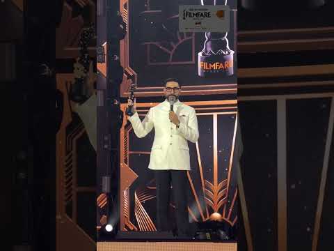 #AbhishekBachchan celebrates his win with gratitude, dedicating his award to his father and daughter