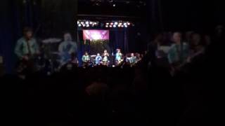 Me First and the Gimme Gimmes - Sweet Caroline