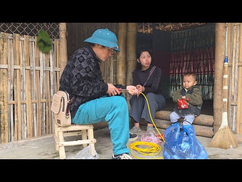 JuSon bought light bulbs for Ly Tieu Ca and helped her install them on her porch.