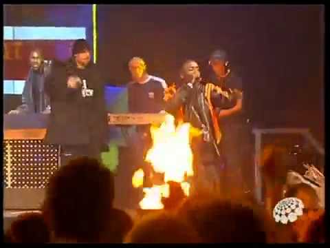 Azad feat Akon   Locked up Live bei the dome qamishlo dilshad DILO