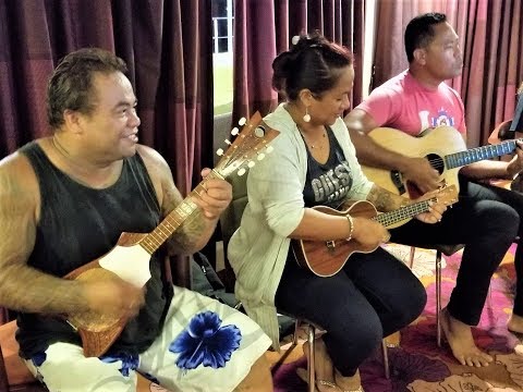 What drinks are available onboard the Aranui?