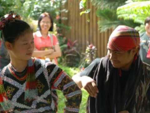 Filipina Island Gyal