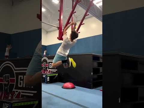 Evan Andrews Training for #americanninjawarrior