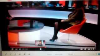 Sophie Howe leg crossing