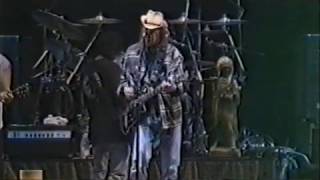 Neil Young &amp; Crazy Horse - I&#39;ve Been Waiting For You