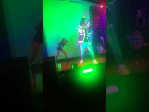 Raja ft. Tory Lanez - Island Gyal