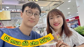 Ms. Tuyet & Mr. Tien Go Buy Food For Milk