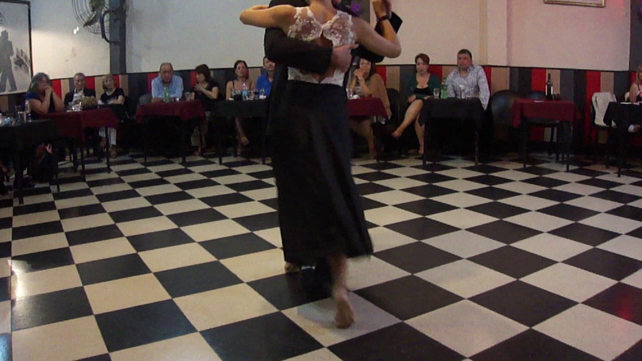 Sin Rumbo, baila Pancho Martinez Rey y  Anabella Brogioli 1-3