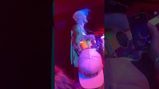 Craig Owens Chiodos- I didn’t say I was powerful I said I was a wizard” live #chiodos #craigowens