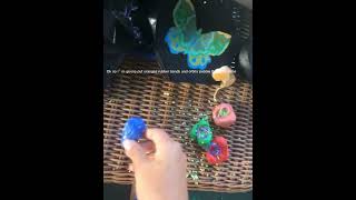 I added orange juice orbie pebble thing and rubber bands to slime 🍊