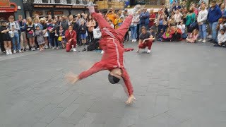 Download lagu AMAZING | street dancers | London mp3
