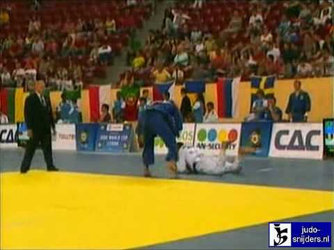 Judo 2010 World Cup Lisbon: Oliveira Felipe (BRA) - Valentin Radu (ROU) [-90kg]
