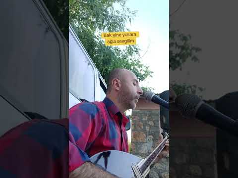Mehmet TURNA Bak yine yollara Ağla sevgilim