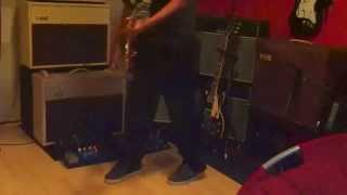 Video thumbnail for Gibson Les Paul Traditional Bigsby vs LP-295 Florentine Gol by tonemaster1