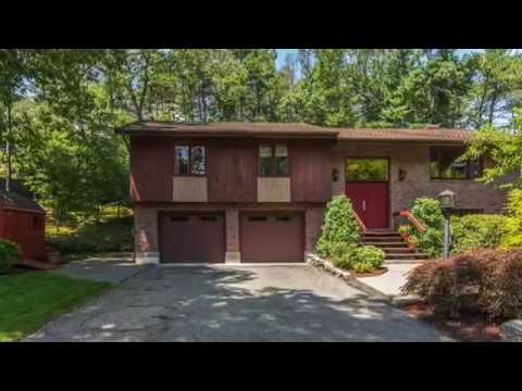 176 Lura Ln, Waltham MA - Gentile Visco Group  - Tel 617 835 0845