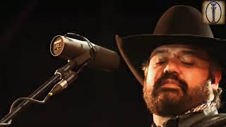Intocable - Es Tan Bello - Usted Me Encanta - En Vivo