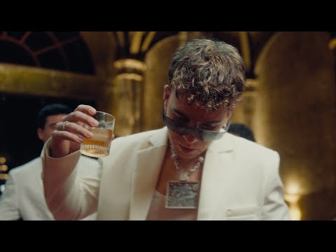 Quevedo - MR. MOONDIAL (w/ Pitbull) on Spotify Charts