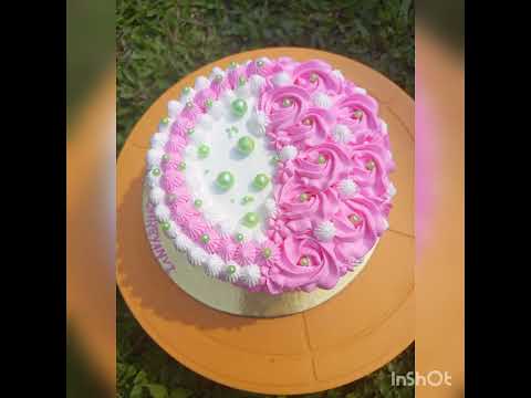 vanilla cake design