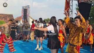 Download lagu TKW - Cover Djandut All Artis ROGO SAMBOYO PUTRO | voc. Chintya, Siska, Pundha mp3 Download lagu TKW - Cover Djandut All Artis ROGO SAMBOYO PUTRO | voc. Chintya, Siska, Pundha mp3