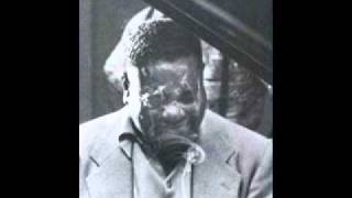 Art Tatum plays &quot;Smoke Gets in Your Eyes&quot;
