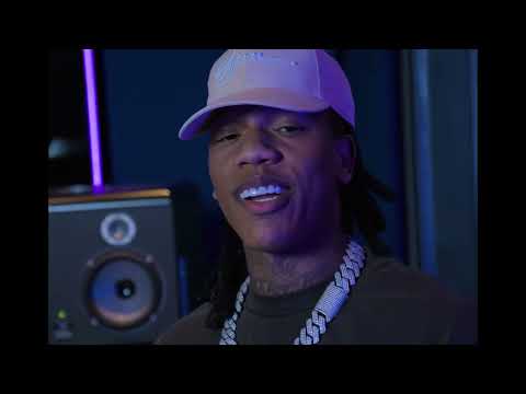 El Kamel x Un Titico - Dando Like | Video Oficial |