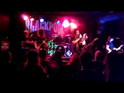 ROCK & ROLL SENSATION feat. VILLE TUOMI - Smoke On The Water 19.10.2012