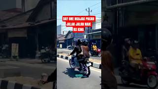 Download lagu DAY ONE NGAJAK PACAR JALAN JALAN NAIK MOTOR RX KING TWO STROKE #shorts #rxking #viral mp3 Download lagu DAY ONE NGAJAK PACAR JALAN JALAN NAIK MOTOR RX KING TWO STROKE #shorts #rxking #viral mp3