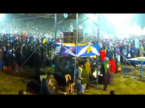 KATIKATI YA MIUNGU HAKUNA MUNGU MWINGINE KAMA WEWE YAHWEH. -MENENGAI 6