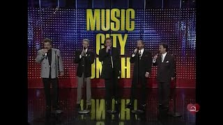 Johnny Cash &amp; The Statler Brothers - Daddy Sang Bass(1994)(Music City Tonight 720p)
