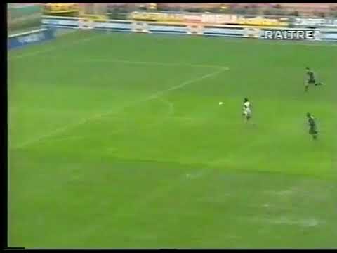 Luis Oliveira (Fiorentina) - 17/11/1996 - Internazionale 2x2 Fiorentina - 2 gols