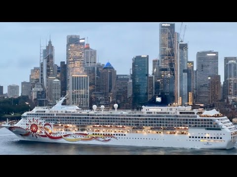 Thumbnail for Cruise Ship Norwegian Sun on a cold stormy day