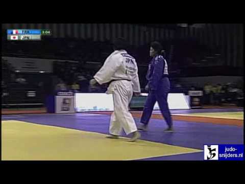 Judo 2010 Grand Prix Dusseldorf: Eva Bisseni (FRA) - Megumi Tachimoto (JPN) [+78kg] final
