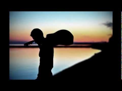 Baderca - Esti Degeaba