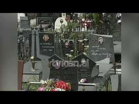 Mungesa e hapësirës në varrezat e Sharrës-(13 Korrik 2010)