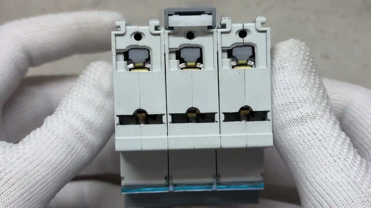 Автоматический выключатель Hager MCN340 С 3p 40А