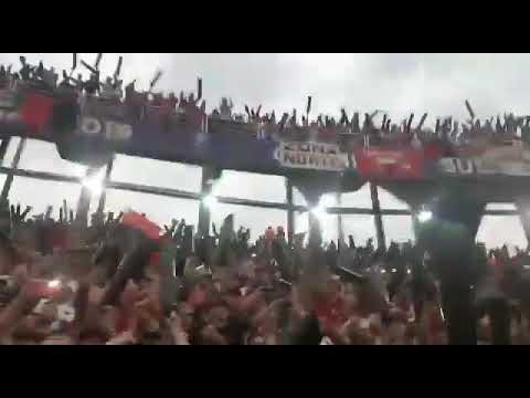 "Colon de Santa Fe en la Nueva Olla Asunción del Paraguay" Barra: Los de Siempre &bull; Club: Colón