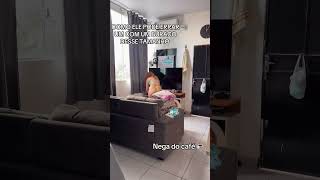 Como ele pode errar o canudo no buraco do coco #humor #vaibrasil #vaiprofycaramba #viralvideo