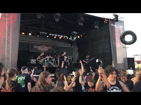 Acranius - Ghetto Brawl & Life sustainment to continue mutilation - live @ Deathfeast 2016