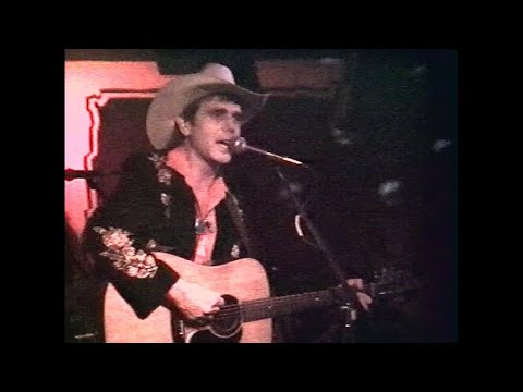 LARRY DEAN sings “Thunderbird” at Jacks Sugar Shack - July 22, 1997 - Ronnie Mack’s Barn Dance