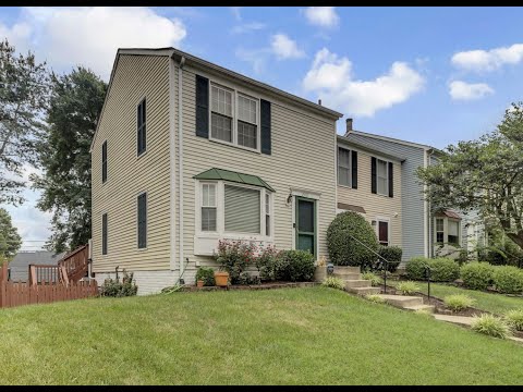 Beautifully Updated End-Unit Townhome in Prime Location property video