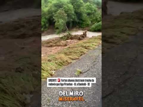 Parte da Pista que Liga Piranhas a Canindé de São Francisco desaba após fortes chuvas